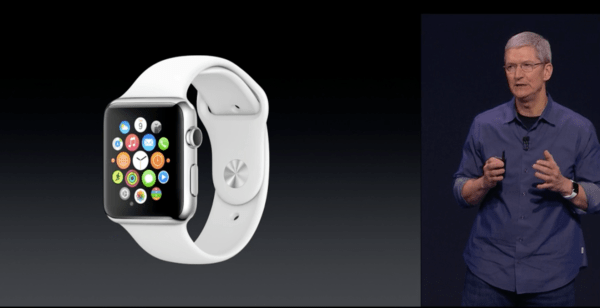애플워치를 공개하고 있는 팀 쿡 사장